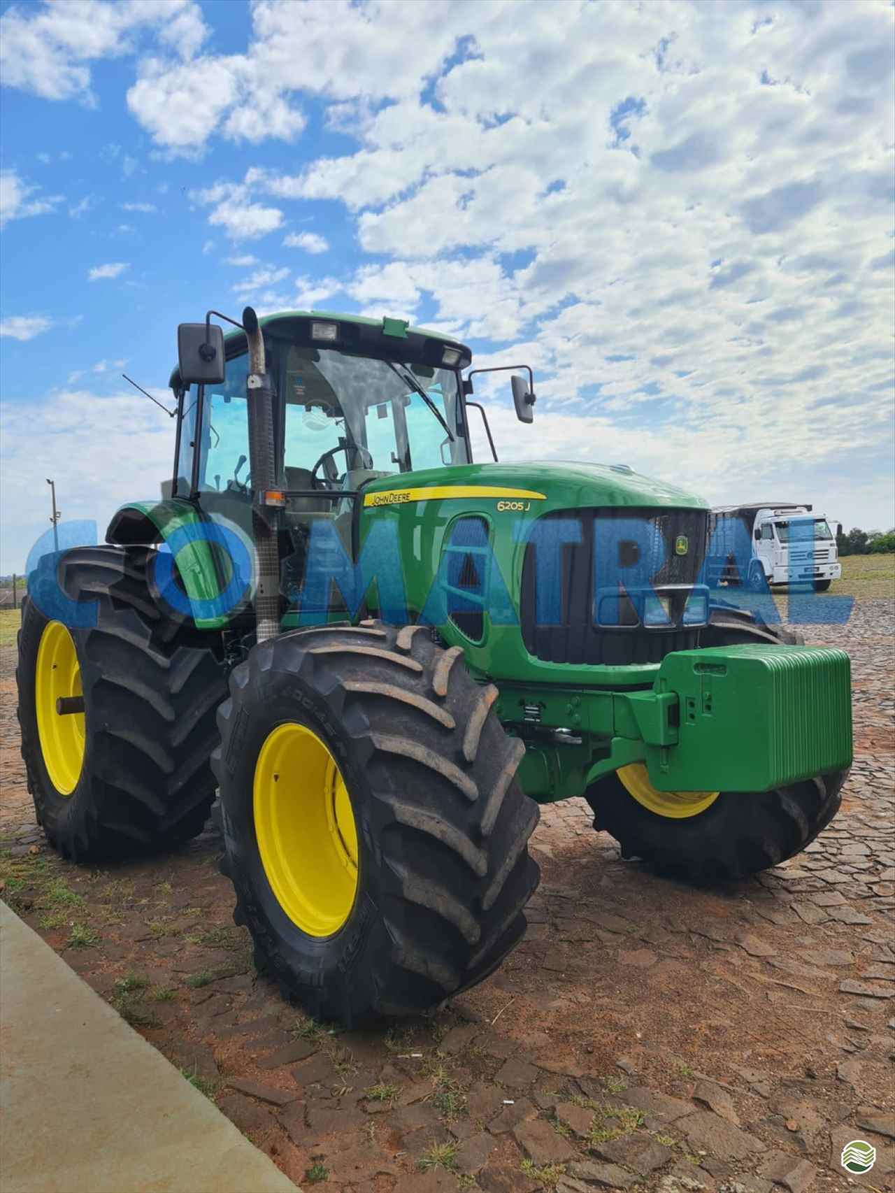 TRATOR JOHN DEERE JOHN DEERE 6205 Tração 4x4 Comatral Caminhões e Máquinas Agrícolas PANAMBI RIO GRANDE DO SUL RS